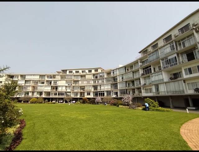 3 BEDROOM APARTMENT FOR SALE IN UMHLANGA CENTRAL